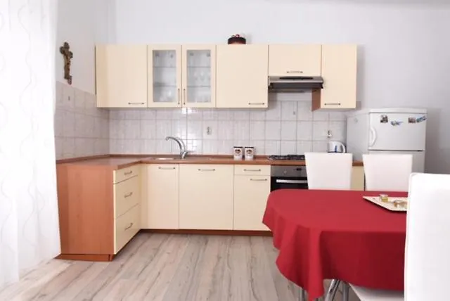 Appartamento Kampo Zara